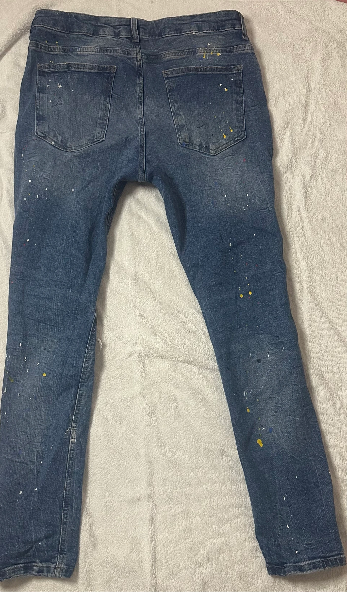Calças de ganga Bershka Super Skinny com rasgões e efeito salpicado – Tamanho L (EUR 42) – photo 2